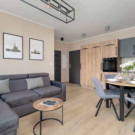 Cosy And Bright Apartment With Parking In Poznan By Noclegi Renters ภายนอก รูปภาพ
