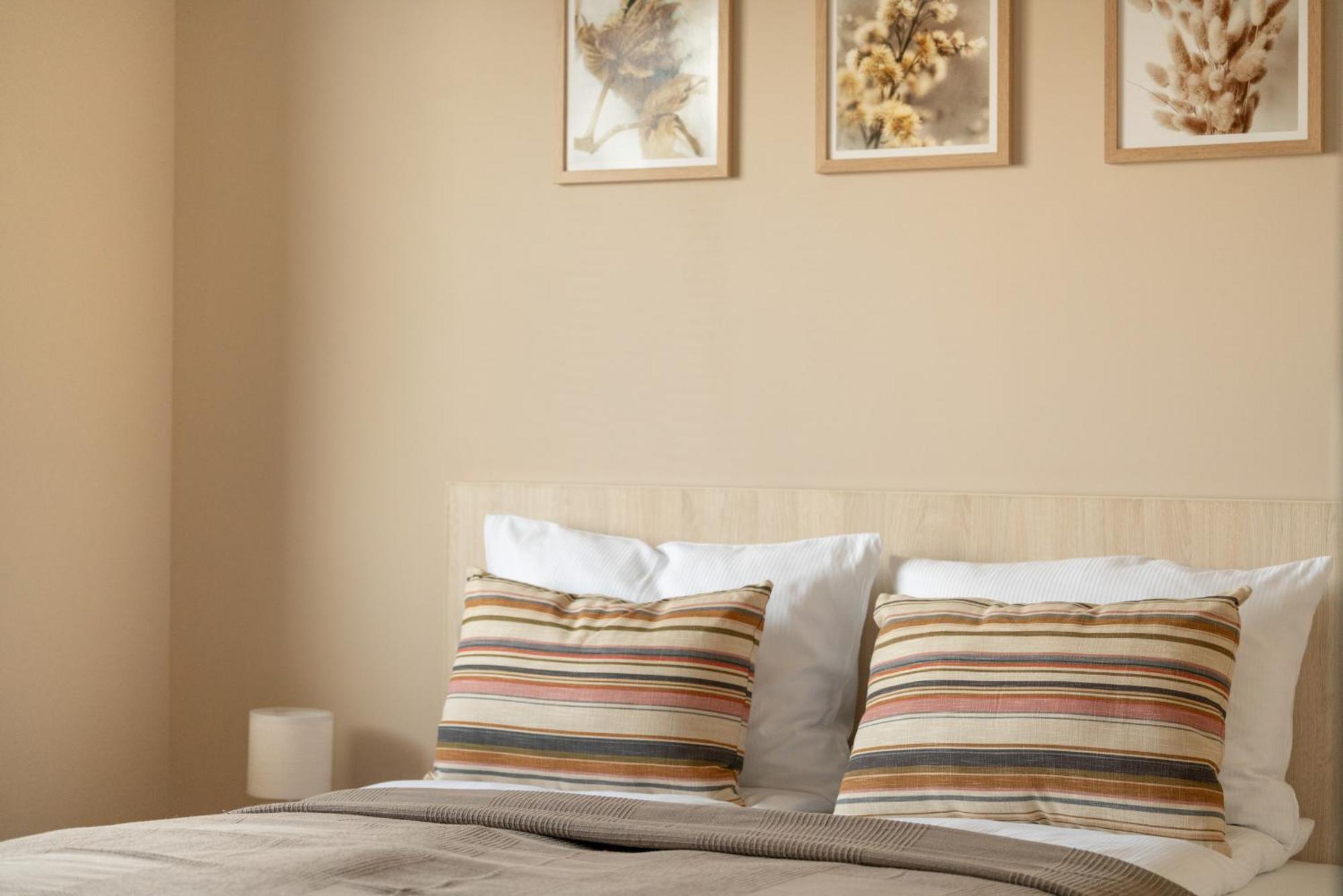 Cosy And Bright Apartment With Parking In Poznan By Noclegi Renters ภายนอก รูปภาพ